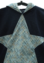 Star Hood Pullover