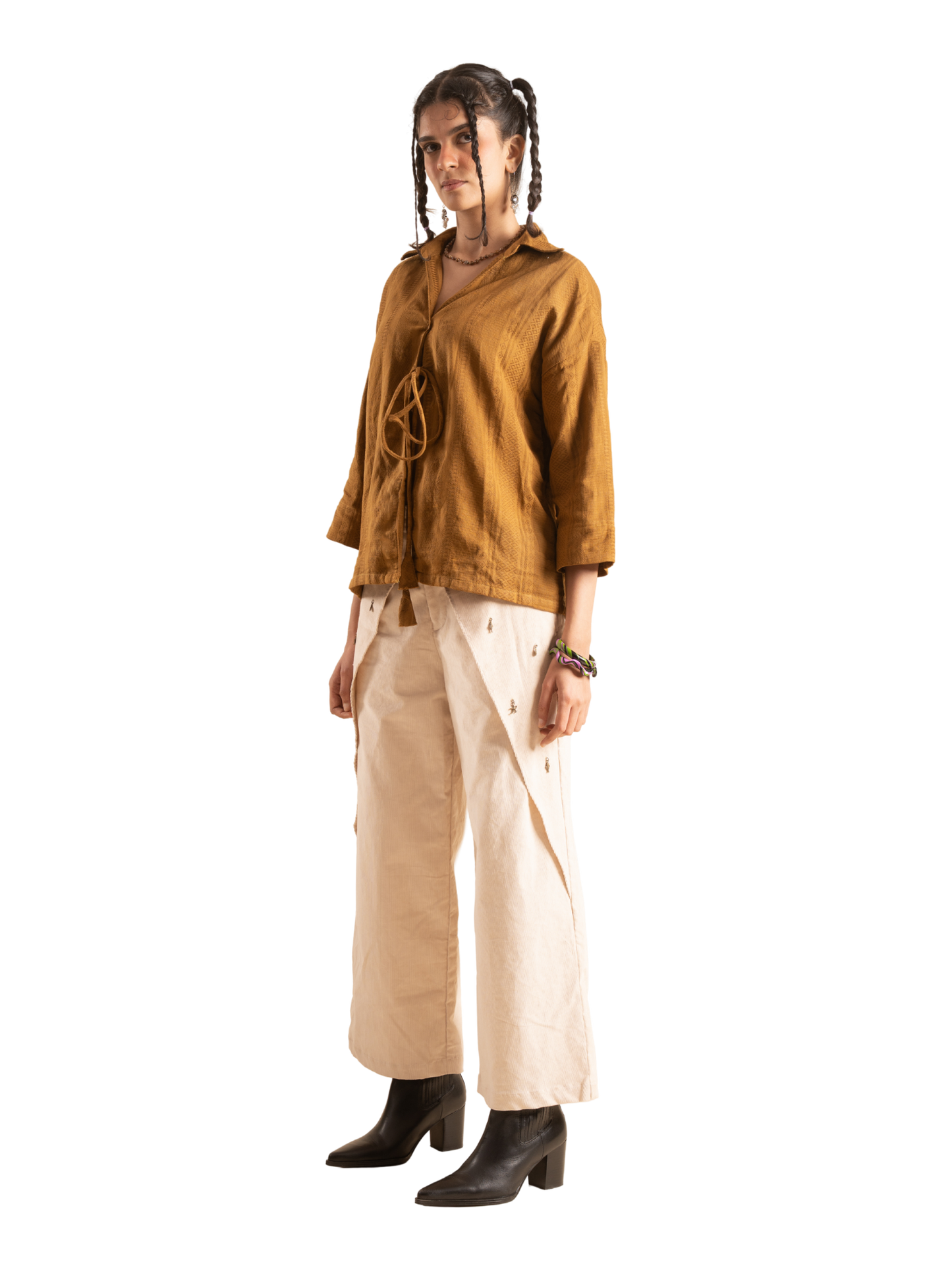 OCHRE OFF-WHITE CORD SET